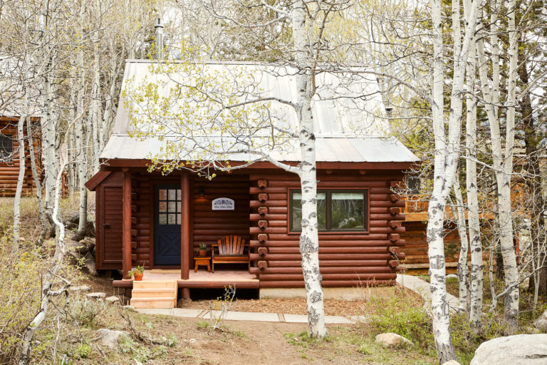 Cabin lodging in the mountain