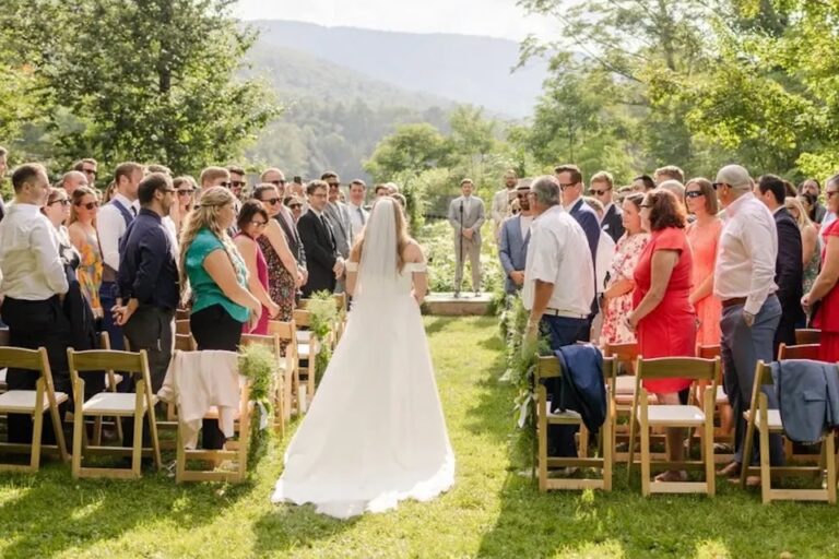 Wylder outdoor wedding ceremony